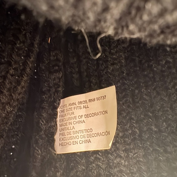 Juicy Couture kids sequin beanie, one size - Picture 10 of 10